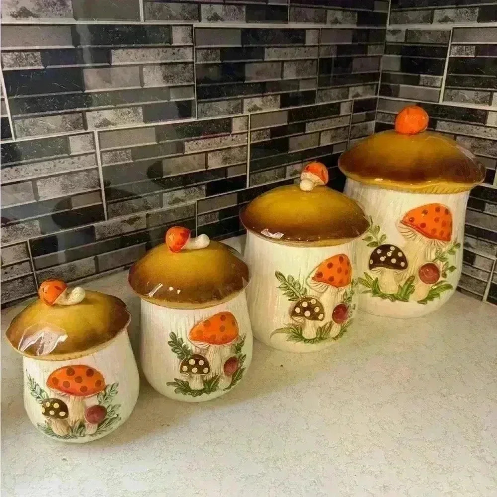 1976 Mushroom Sears Roebuck Vintage Ceramic 8 piece set Containers with Lids
